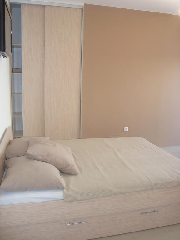 Apartments Neli Bibinje Szoba fotó